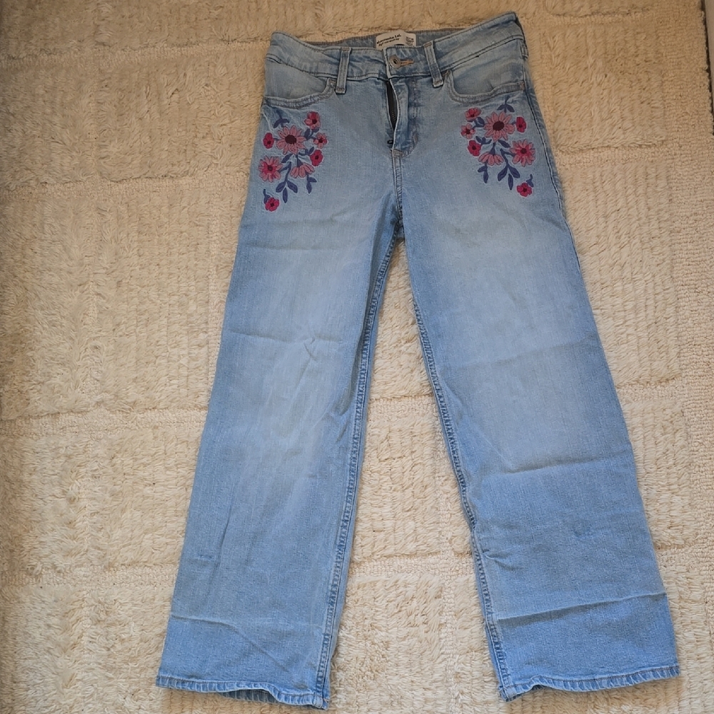 Abercrombie Kids Light Blue Floral Embroidered Jeans